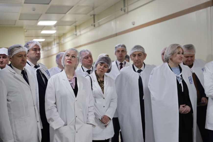 Представители Минской городской организации ”Белая Русь“ посетили производственные площадки ”Интеграла“