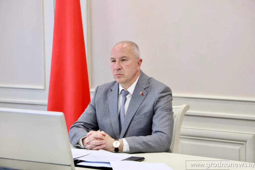 Комфортная среда и кадры для села. О чем говорили на заседании Гродненского облисполкома