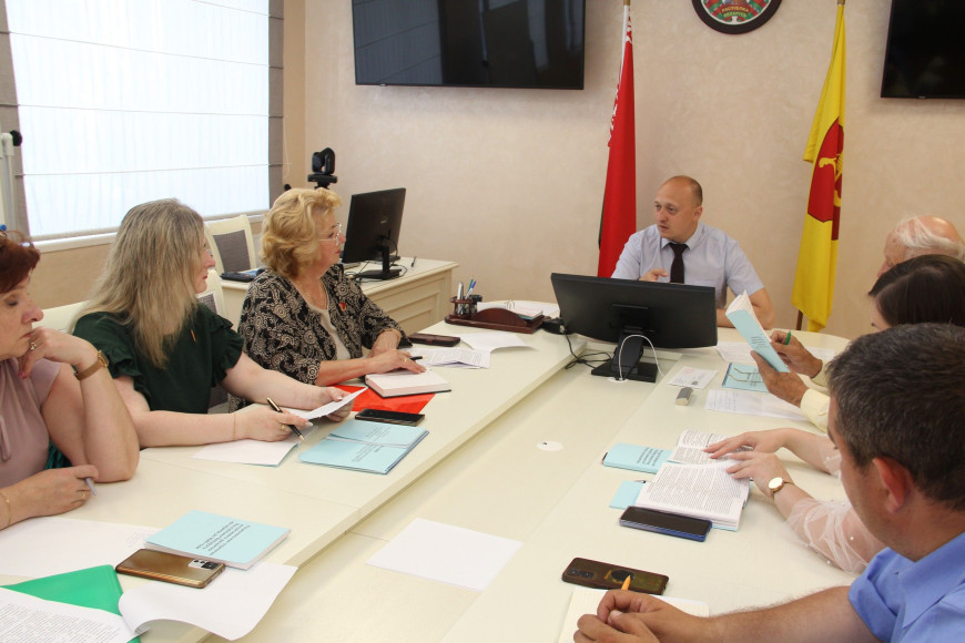 Дзейнічаць у інтарэсах краіны і кожнага грамадзяніна