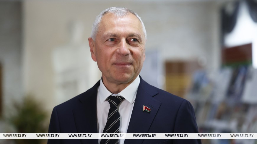 Як тэма лічбавых тэхналогій і ШІ знаходзіць адлюстраванне ў рашэннях УНС, расказаў Міцкевіч