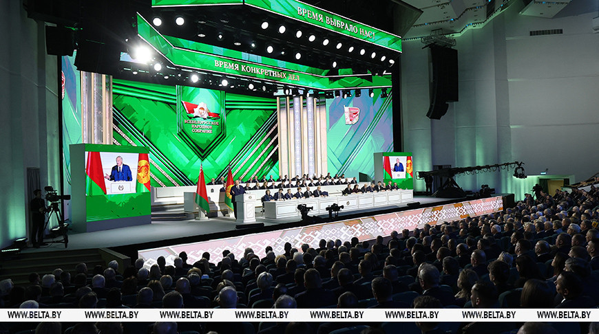 Аляксандр Лукашэнка: Беларусь будзе "выгрызаць свае інтарэсы" ў вельмі складанай і не заўсёды сумленнай канкурэнцыі